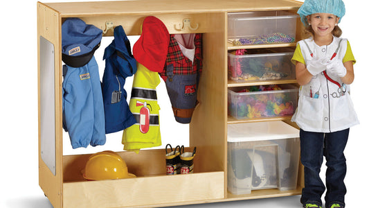 Dress is more! Boost Language Skills with Dress-Up Bins